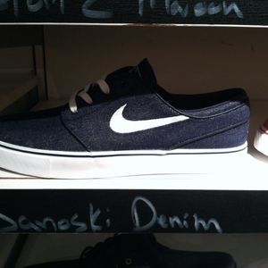 Meet your Posher, Bruin